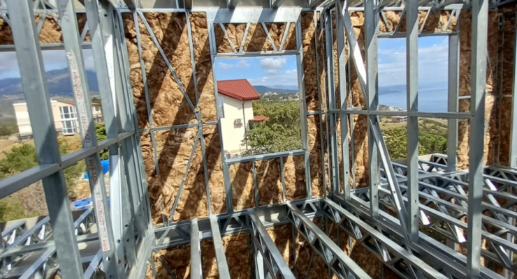 Трёхэтажная гостиница из ЛСТК: 420м²